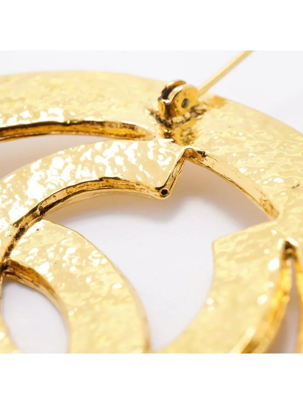Chanel Brooch Vintage CC Logo Round Circle Gold Plated
